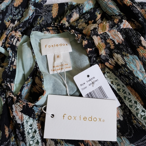 Anthropologie Foxiedox Adora Cold Shoulder Dress Floral Medium NWT - Picture 7 of 9